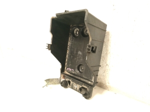 Mazda CX-3 (2015–2026) Batteriehalter DA6V56041 - 7