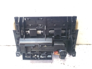 Mercedes Benz S-Class 221 (2005–2013) Front ashtray A2216801652 - 4