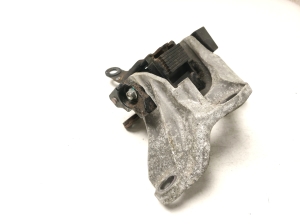 Mazda CX-3 (2015–2026) Motorlager DB2T39081 - 3