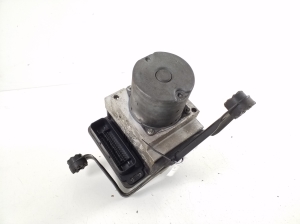 ABS Steuergerät - 6780126