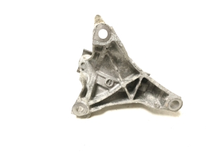 Mazda CX-3 (2015–2026) Front drive shaft bracket - 2