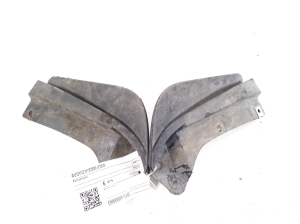 AUDI Q7 (2006–2015) Mud flap - 3