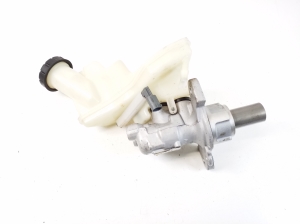 Mercedes Benz A-Class 177 (2018–2026) Piduri peasilinder A1774305600 - 3