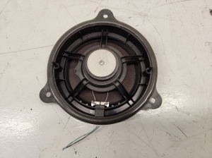 NISSAN Juke F15 (2010–2018) Rear side door speaker SPB945101 - 2