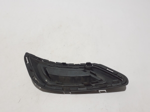 AUDI Q8 (2018–2026) Rear bumper grille 4M8807319A - 2
