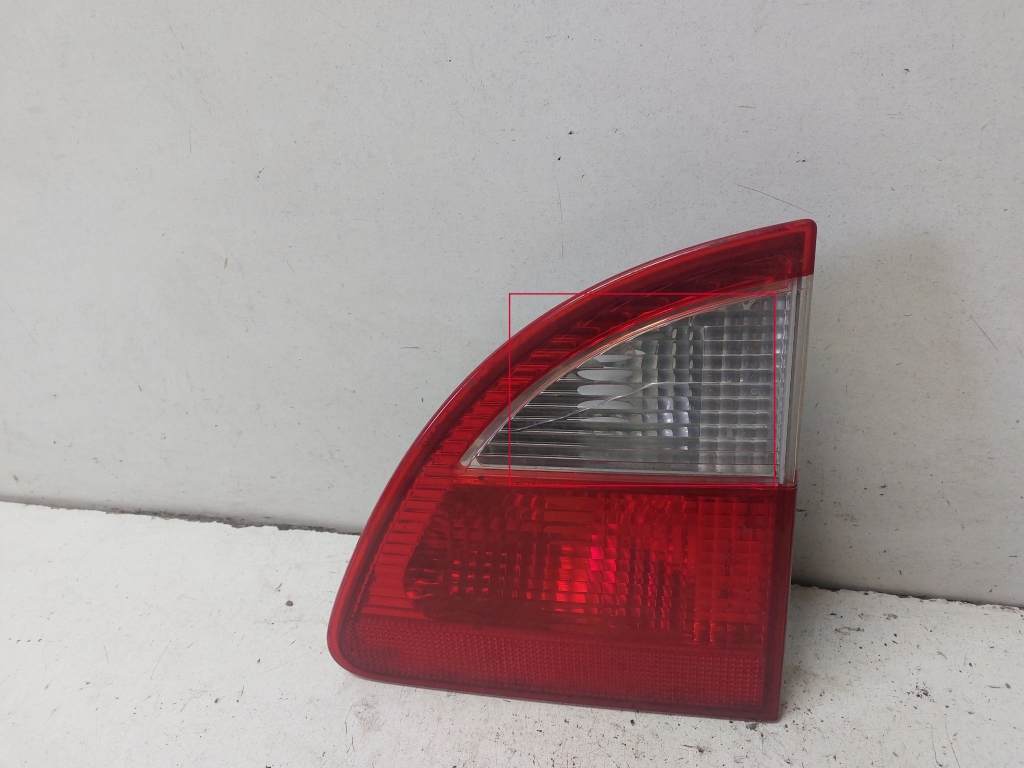Ford Galaxy (1995–2006) Tagatuli tagaluugil 7M5945094B Ford Galaxy (1995–2006) Tagatuli tagaluugil 7M5945094B