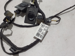 AUDI Q8 (2018–2026) Rear parking sensor cable 4M8971104AA - 3