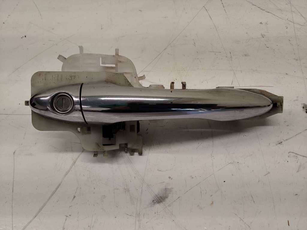 Kia Sportage (2010–2016) Front door exterior handle 9088100400 Kia Sportage (2010–2016) Front door exterior handle 9088100400