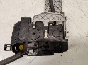 Kia Sportage (2010–2016) Front door lock 813203U020 - 4