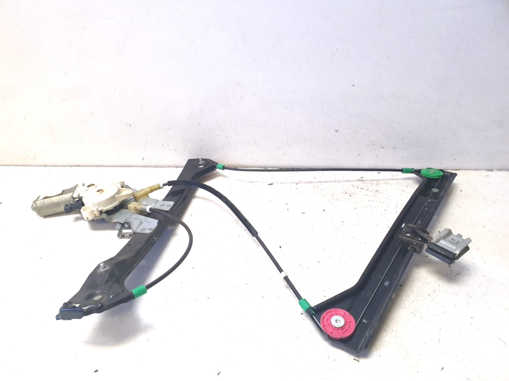 Saab 9-3 (2002–2014) Front door window regulator 12788804 Saab 9-3 (2002–2014) Front door window regulator 12788804