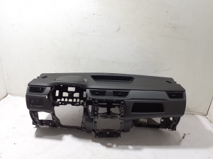   Dashboard  - 682002650R 