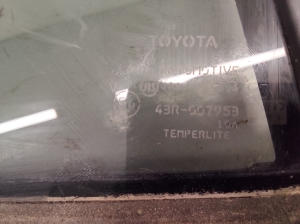 TOYOTA RAV 4 A3 (2005–2012) Aizmugurējo sānu durvju trīsstūrveida stikls 43R007953 - 2