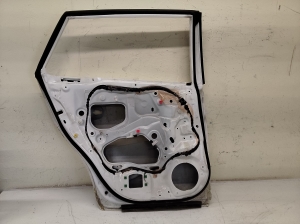 TOYOTA Avensis T27 (2008–2019) Rear side doors 6700405180 - 3