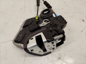TOYOTA Avensis T27 (2008–2019) Rear side door lock A046693 - 5