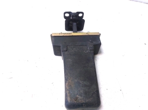 Rear side door opening limiter - 12785649