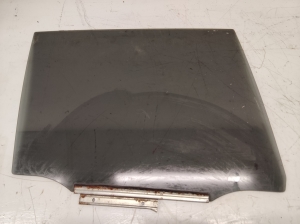 Aizmugurējo sānu durvju stikls - 43R007953