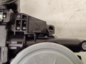 TOYOTA RAV 4 A3 (2005–2012) Aizmugurējo durvju logu pacēlājs 8572035140 - 2