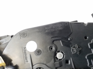 Mercedes Benz A-Class 177 (2018–2026) Tagumise külgukse lukk A1770032999 - 2