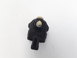 RENAULT Vel Satis (2002–2009) Headlight leveling motor 8200006664 - 2