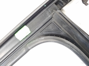 Mercedes Benz A-Class 177 (2018–2026) Sonstiges Teil der hinteren Seitentür A1777353700 - 2