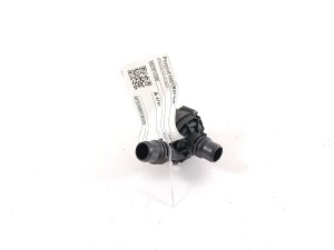 Peugeot 408 crossover I (2021–2026) Auxiliary water pump 9823813380 - 2