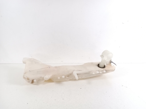 Front washer fluid reservoir - 98 467 847 80