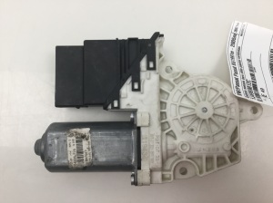 Volkswagen Passat B5 (1997–2005) Hinterer Seitentür-Fensterhebermotor 1J4959812C - 3