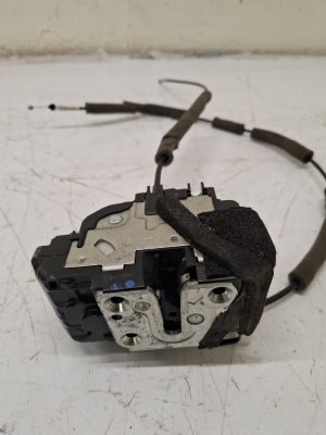 NISSAN Leaf I (2010–2017) Front door lock 20101 - 3