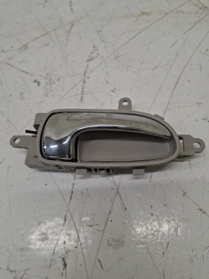 Rear side door interior handle - BASERG