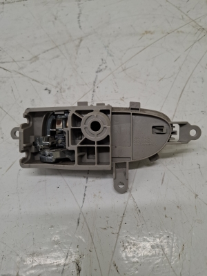 NISSAN Leaf I (2010–2017) Rear side door interior handle BASERG - 3