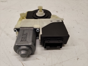 Volkswagen Passat B7 (2010–2014) Rear side door window regulator motor 3AA959794 - 2