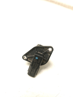 Mazda CX-3 (2015–2026) Mass air flow sensor E5T63271 - 2