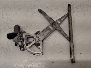 TOYOTA RAV 4 A3 (2005–2012) Priekšējo durvju logu pacēlājs 8572035140 - 2