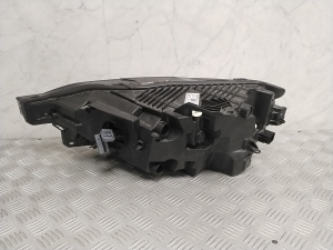 VOLVO XC60 (2017–2026) Phare avant 32420440 - 6