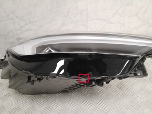 VOLVO XC60 (2017–2026) Phare avant 32420440 - 10
