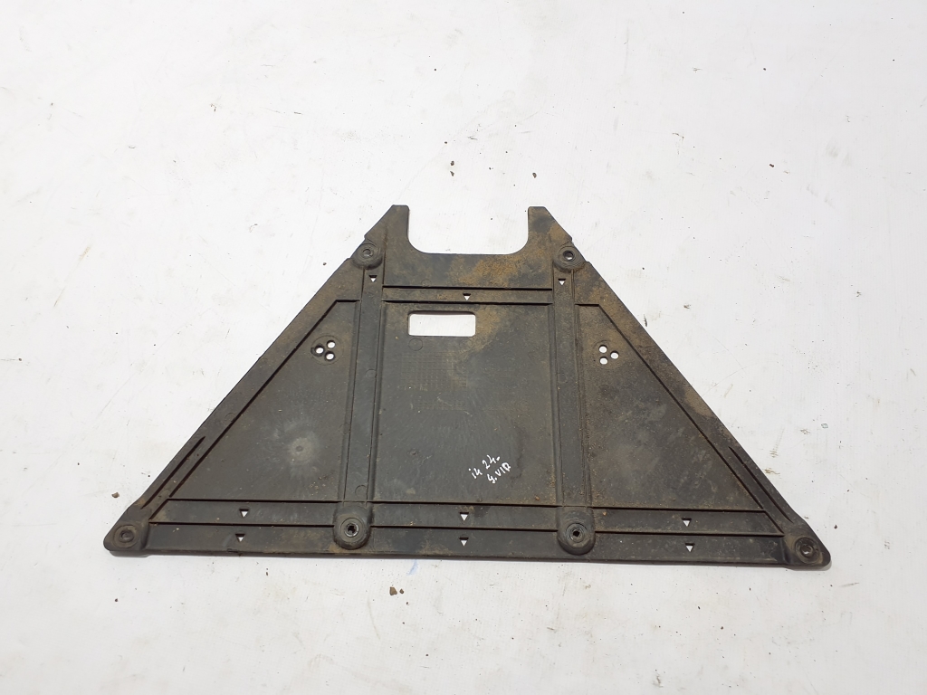 BMW i4 G26 (2022–2026) Põhjakaitse 8738054 BMW i4 G26 (2022–2026) Põhjakaitse 8738054