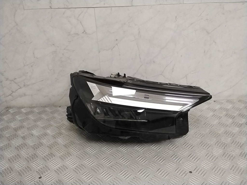 AUDI Q4 e-tron I (2021–2026) Scheinwerfer vorne 89A941034 AUDI Q4 e-tron I (2021–2026) Scheinwerfer vorne 89A941034
