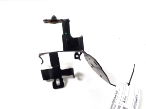   Sonstiger Halter  - 9824024480 