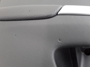  Upholstery of rear side doors 