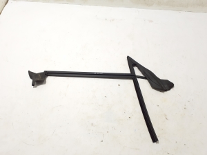 BMW i4 G26 (2022–2026) Esiukse tihenduskumm 7482949 - 2