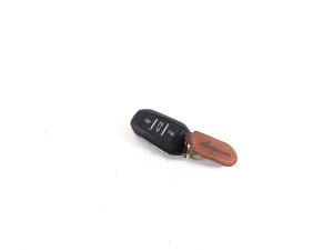 Peugeot 408 crossover I (2021–2026) Ignition key - 2