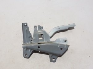 RENAULT Express IV (2021–2026) Hood hinge 654001238R - 4