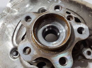 BMW i4 G26 (2022–2026) Tagumine rumm 6893271 - 2