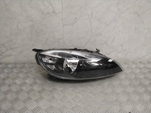 VOLVO V40 (2012–2019) Scheinwerfer vorne 31420004