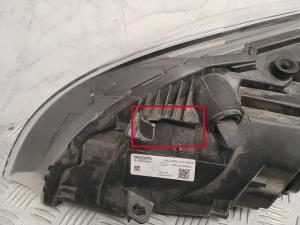 VOLVO V40 (2012–2019) Scheinwerfer vorne 31420004 - 2