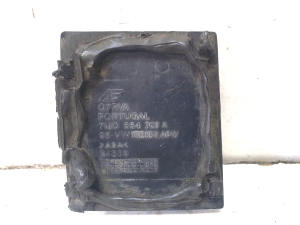Volkswagen Sharan (1995–2010) Abdeckung für die Abschleppöse an der Frontstoßstange 7M0854703A - 5