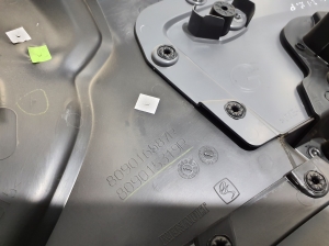 RENAULT Express IV (2021–2026) Front door panel 809015319R - 3