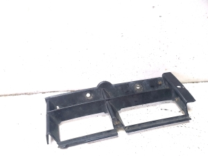 BMW 5 SERIES E39 (1995–2004) Front bumper lower grille 8176179 - 4