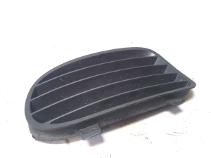 Opel Vectra B (1995–2002) Front bumper lower grille 90586626 - 3