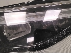 AUDI e-tron SUV (2018–2026) Esituli 4KE941040 - 3
